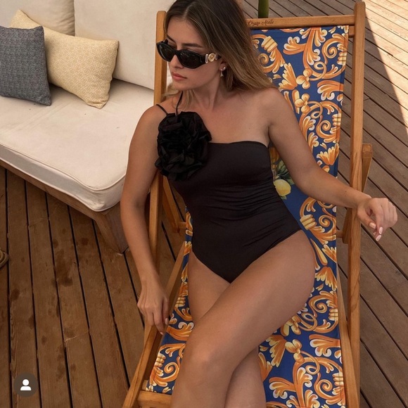 ZARA FLoral Swimsuit - Picture 5 of 7